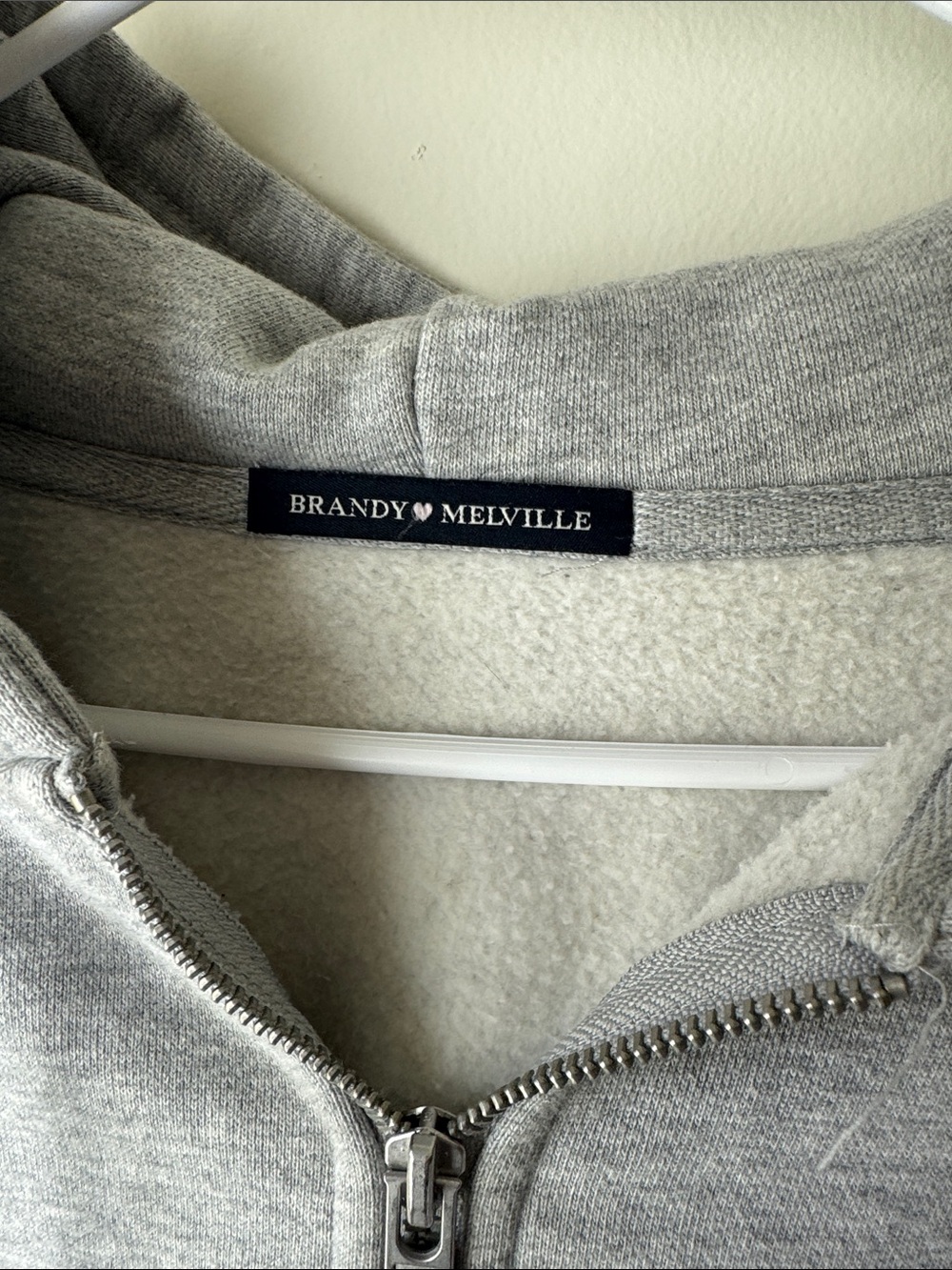 Brandy Melville Gray Full-Zip Hoodie Sweatshirt - Picture 2 of 5